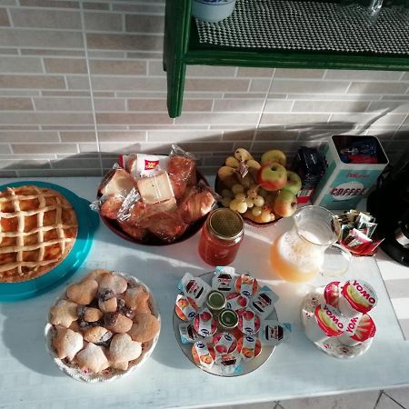Good Morning Shopping Acomodação com café da manhã Serravalle Scrivia Exterior foto